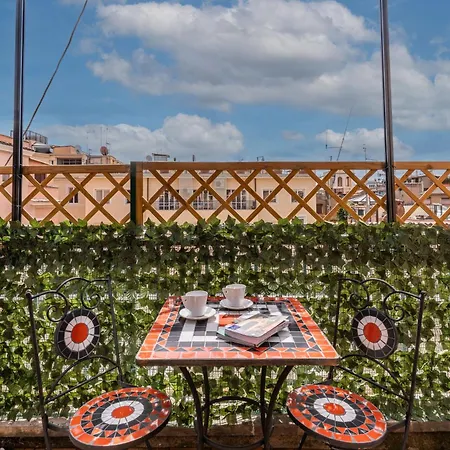 Twilight Terrace - Piazza Di Spagna רומא